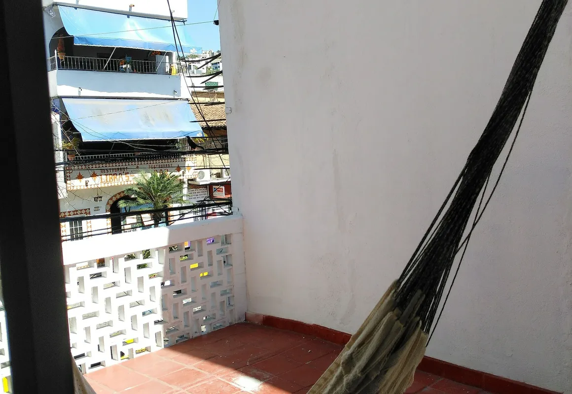 Tropicus 1 Romantic Zone hotel hero