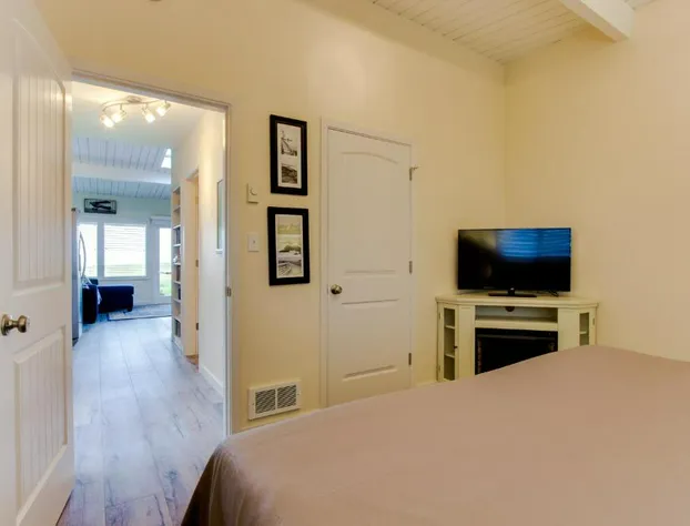 Surfside | Suite on the Sea hotel detail image 4