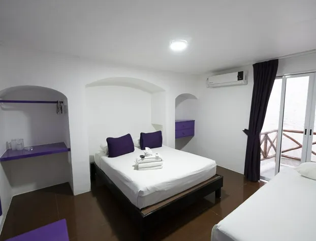 Hotel Partyholic hotel detail image 3