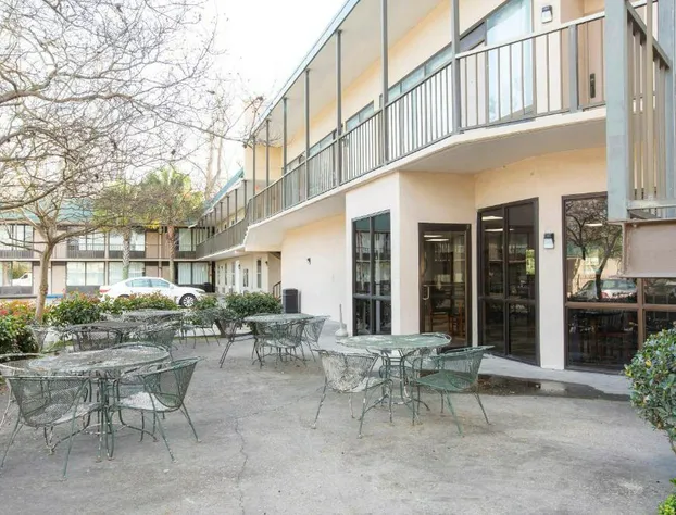 Port Allen Inn hotel detail image 2