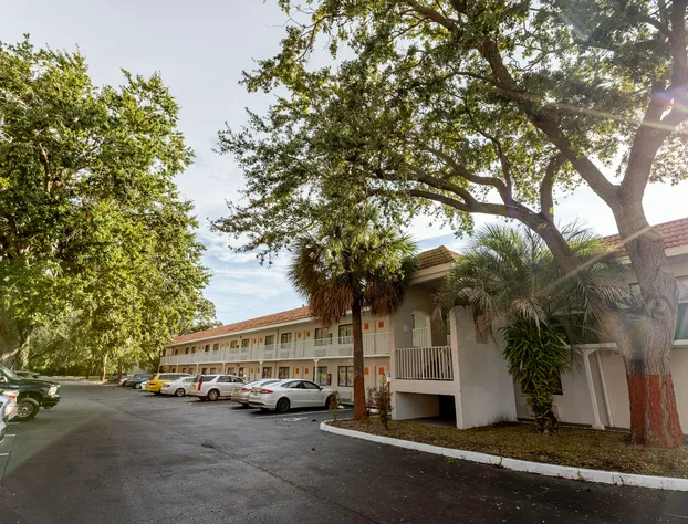 Travelodge by Wyndham Orlando Lake Buena Vista South hotel detail image 3