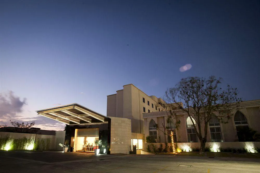 Crowne Plaza Tuxtla Gutierrez hotel hero