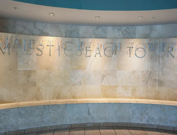 Majestic Beach Condos hotel detail image 1