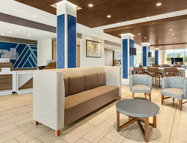 Holiday Inn Express and Suites Ukiah by IHG hotel detail image 3