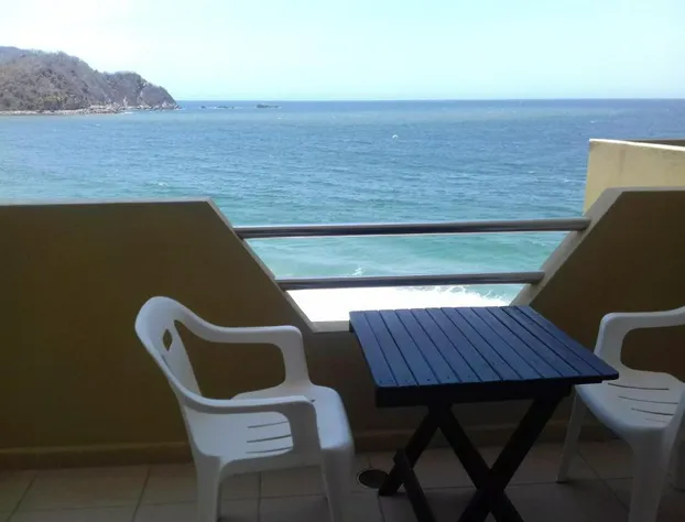 Bogavante Barra de Navidad hotel detail image 1