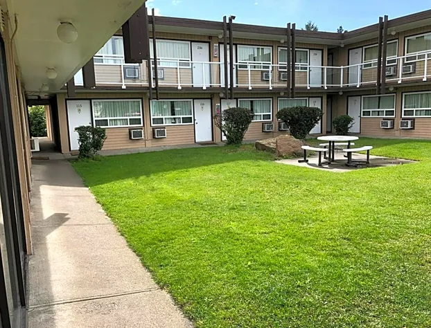 Travellers Inn hotel detail image 1