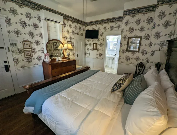 Old Powder House Inn hotel detail image 4