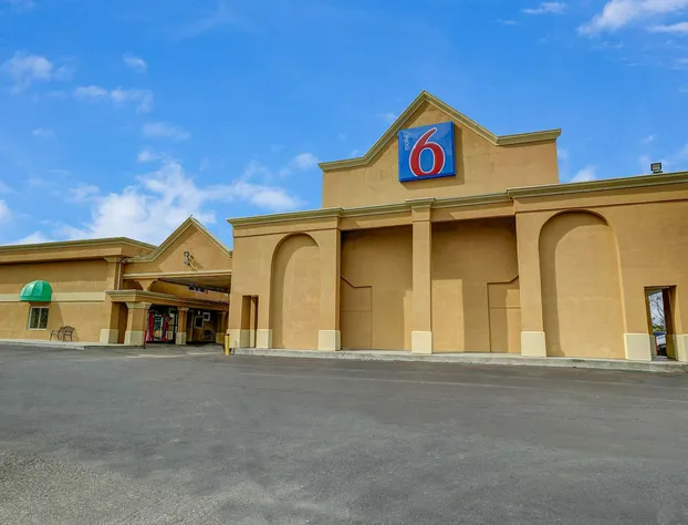 Motel 6 Lester, PA - Philadelphia Airport hotel detail image 2