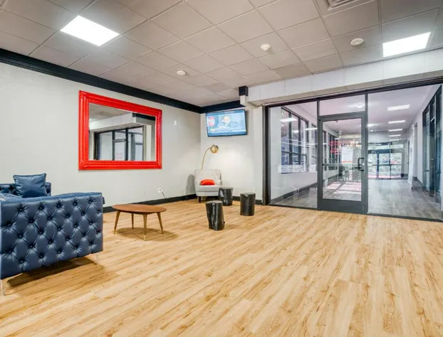 Alexis Hotel & Banquets Dallas Park Central Galleria hotel detail image 4