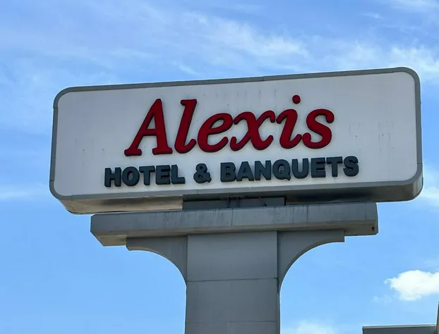 Alexis Hotel & Banquets Dallas Park Central Galleria hotel detail image 1