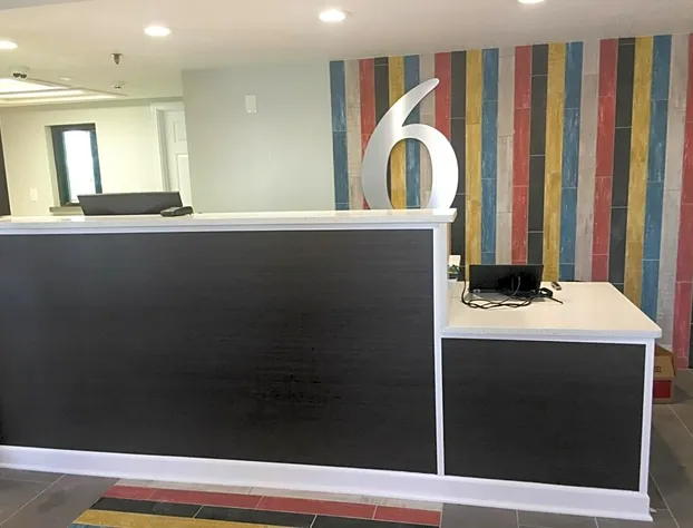 Motel 6 Burnsville, MN hotel detail image 3