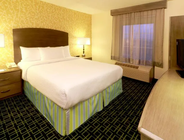 Wyndham Garden Monterrey hotel detail image 4