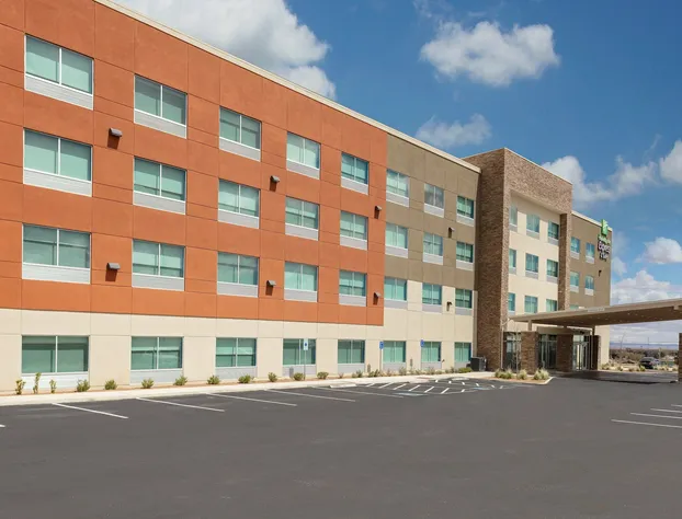 Holiday Inn Express and Suites El Paso North by IHG hotel detail image 2