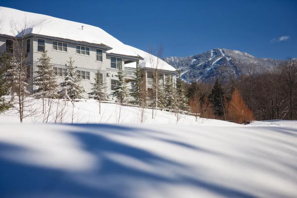 Club Wyndham Smugglers’ Notch Vermont hotel hero