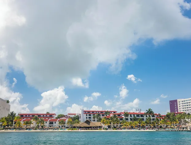 The Royal Cancun All Suites Resort hotel detail image 1