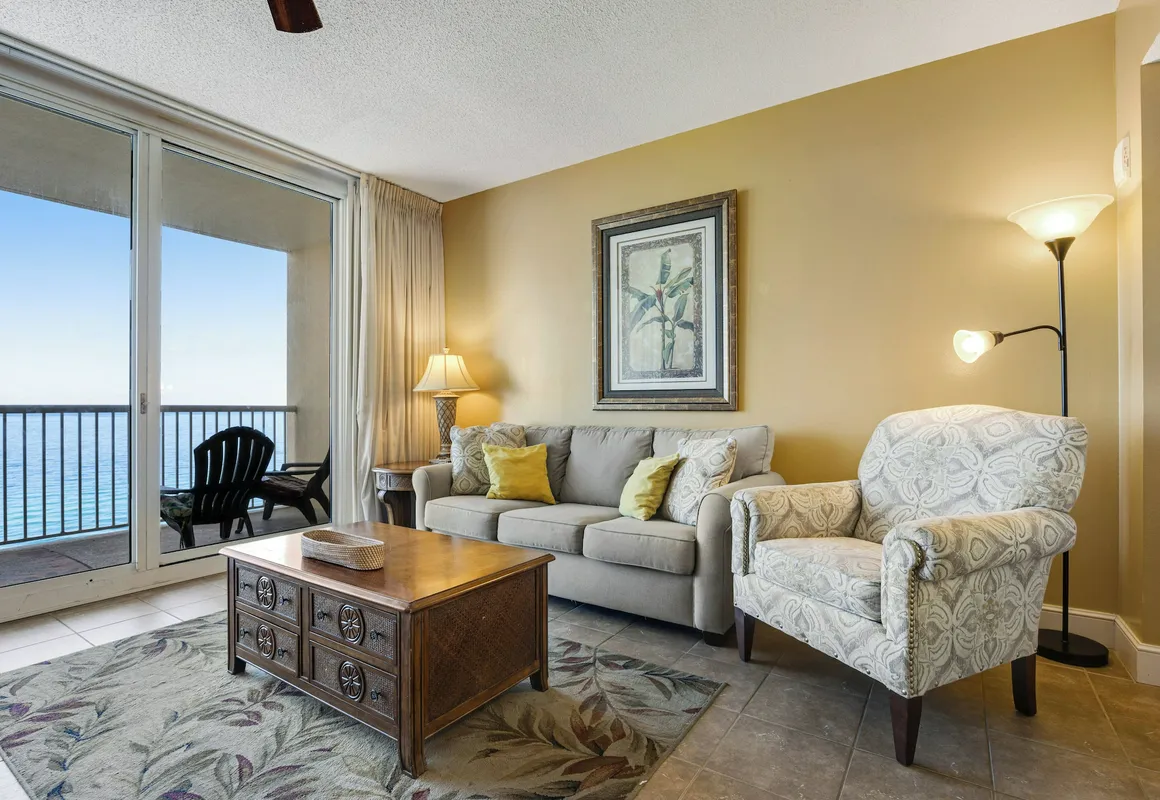 Majestic Beach Towers Resort By Phg hotel hero