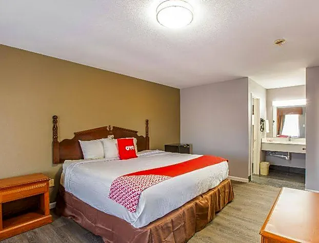 Rodeway Inn Brookhaven hotel detail image 1