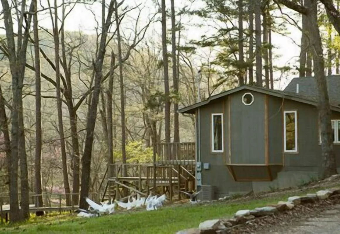 Lake Lucerne Resort & Ranch hotel hero