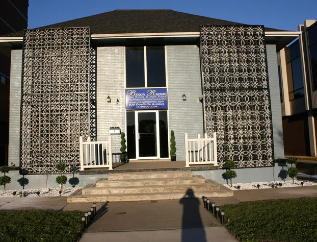 Bexon Rooms Hotel Downtown Windsor hotel detail image 1