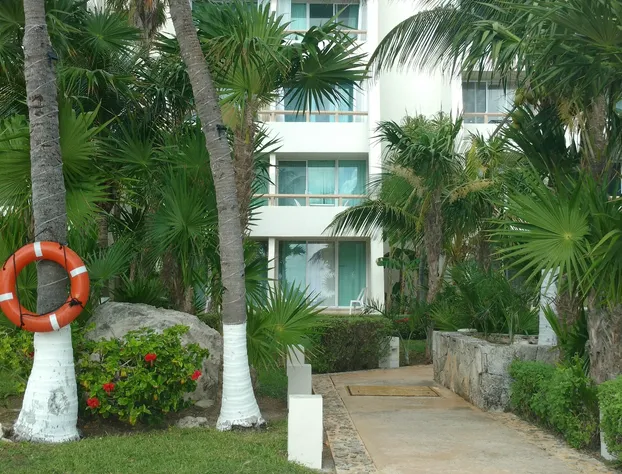 Apartment Solymar Cancun Beach hotel detail image 1