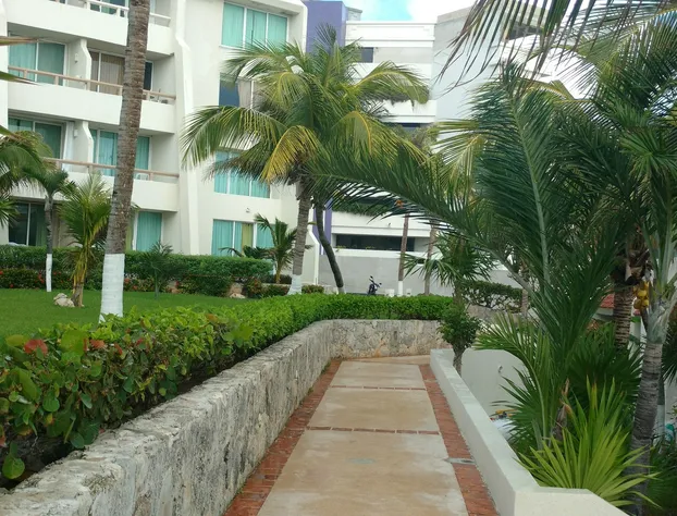 Apartment Solymar Cancun Beach hotel detail image 2