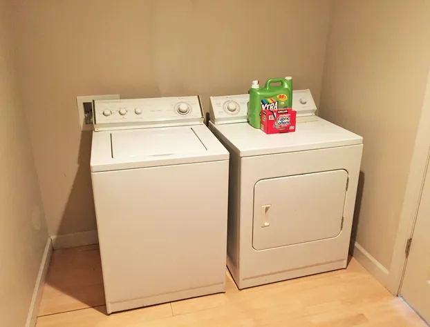 Downtown Luxury Condo at Citifront hotel detail image 3