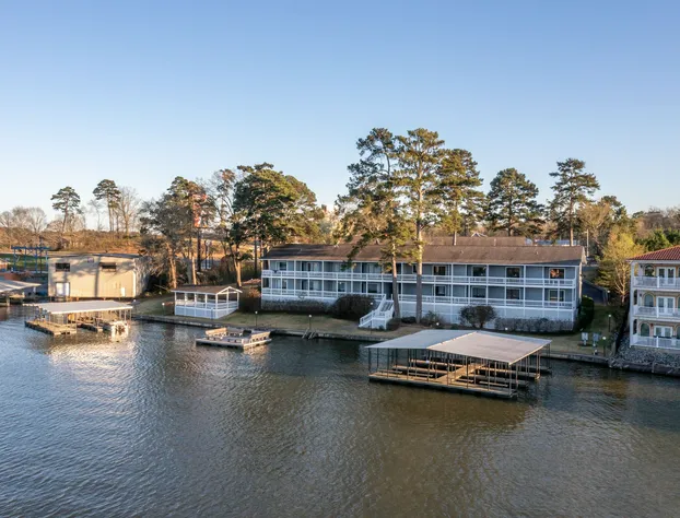 The Hamilton - Lakefront & Studio Suites, Hot Springs hotel detail image 2