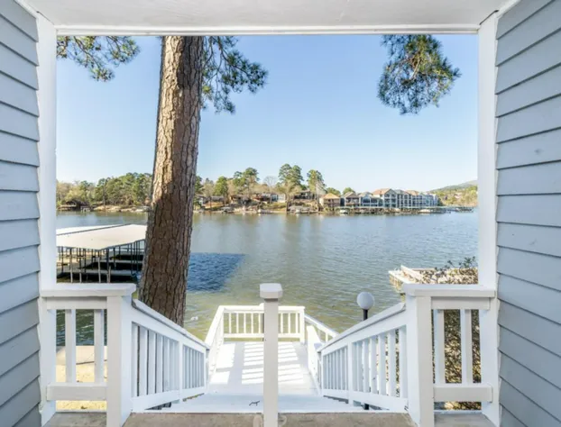 The Hamilton - Lakefront & Studio Suites, Hot Springs hotel detail image 3