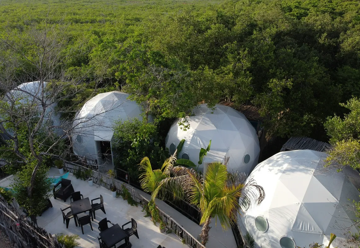 Chiibal Uh hotel hero