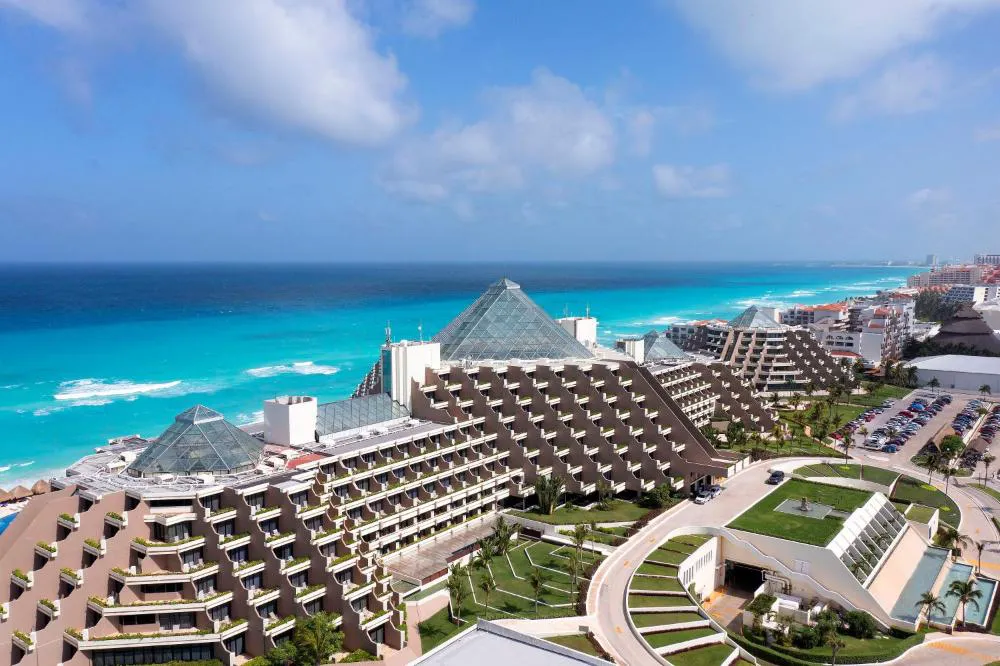 Paradisus Cancún – All Inclusive hotel hero