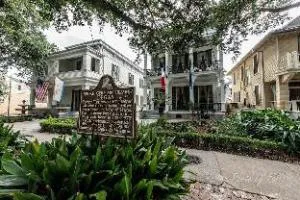 Degas House hotel detail image 1