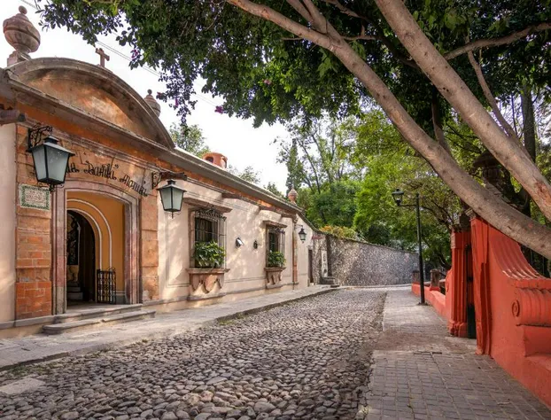 Villa Santa Monica hotel detail image 4