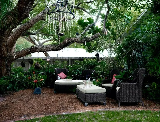 Meranova Guest Inn hotel detail image 1