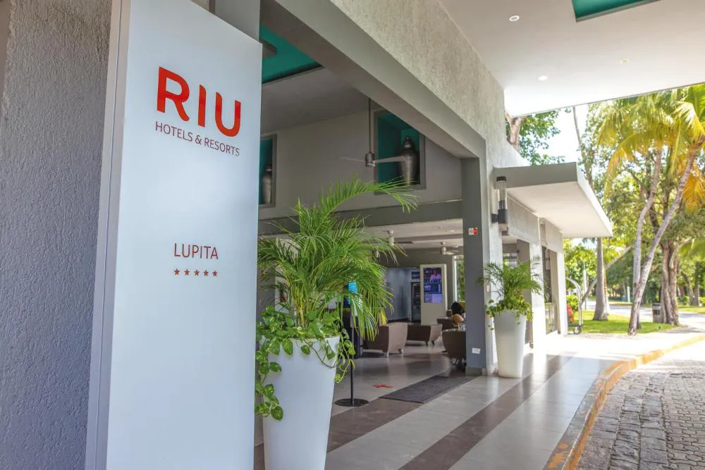 Hotel Riu Lupita - All Inclusive hotel hero