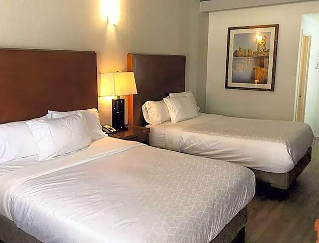 Super 8 by Wyndham San Jose Airport hotel detail image 4