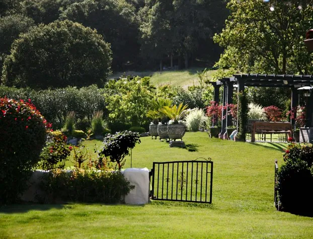 Mountain Lodge Estate hotel detail image 3