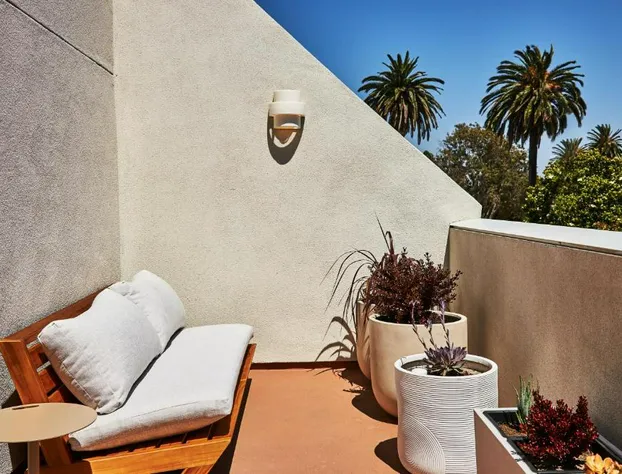 Alsace LA hotel detail image 1