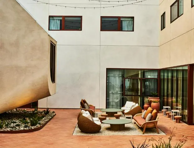 Alsace LA hotel detail image 2