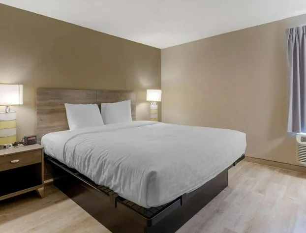 Suburban Studios Raleigh North hotel detail image 4