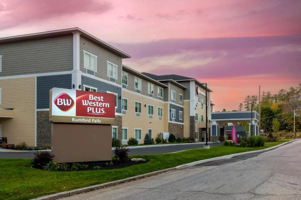 Best Western Plus Rumford Falls hotel hero