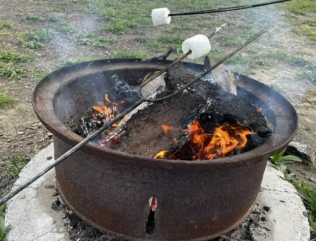 Christina Lake Motel and RV Park hotel detail image 1