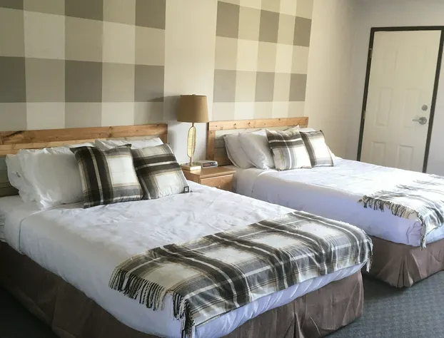 Christina Lake Motel and RV Park hotel detail image 4