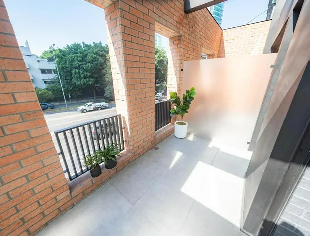 Fulton Business Luxury Hotel hotel detail image 4