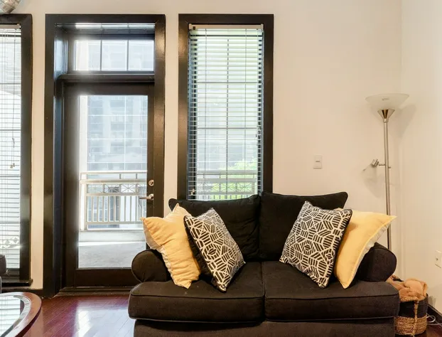 Cozy Atlantic Station Midtown Loft hotel detail image 3