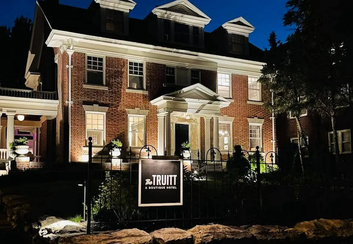 Truitt Hotel hotel hero
