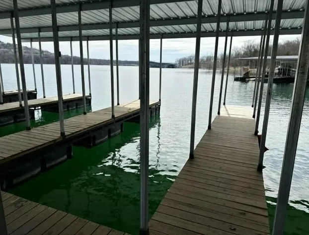 Rockwood Lake Lodge 7 Bedroom Home by RedAwning hotel detail image 4