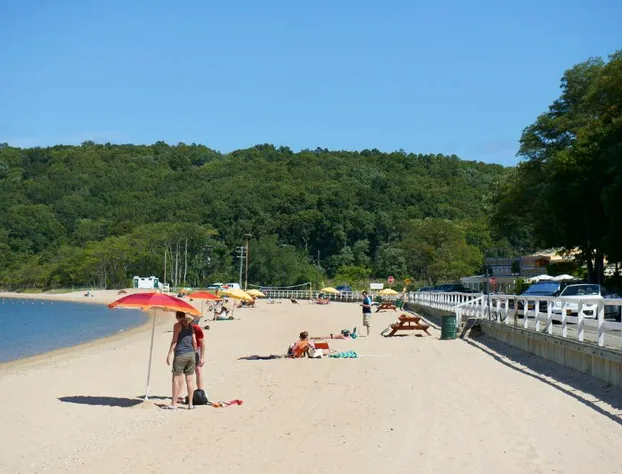 Seven Resort Style Inn near Beach hotel detail image 2