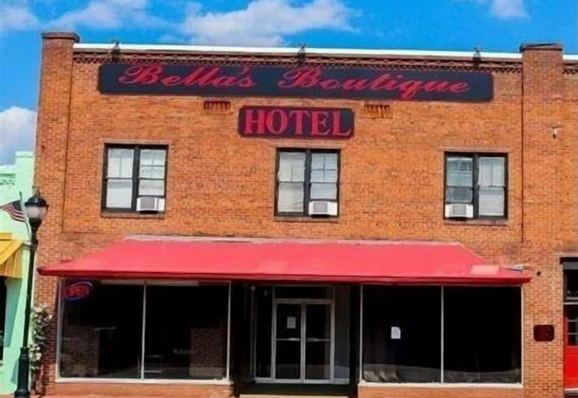 Bella's Boutique Hotel hotel hero