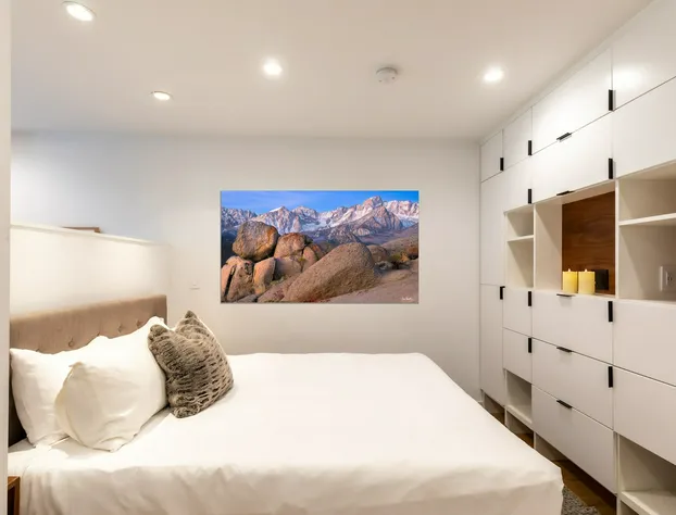 Modern Hotel-Style Studio - Timber Creek Lodge #210 Hotel Room hotel detail image 3