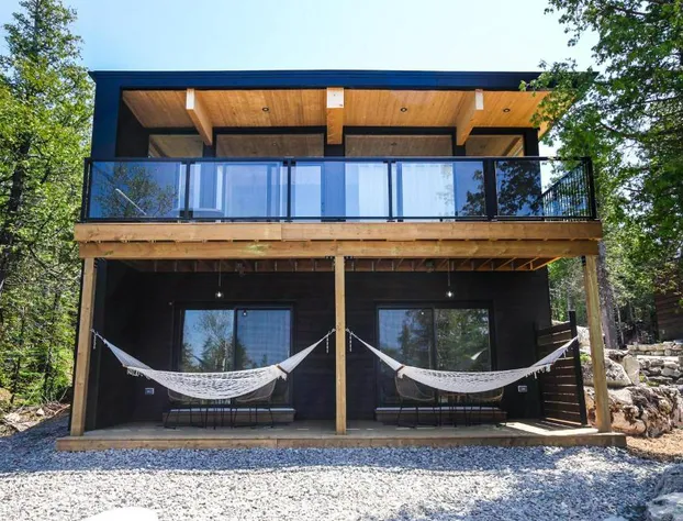 Stone Cove Waterfront Adults Only B&B hotel detail image 2